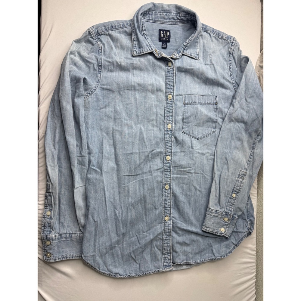 Gap Denim Women Light Wash Blue Button Down Long Sleeve Shirt Size M